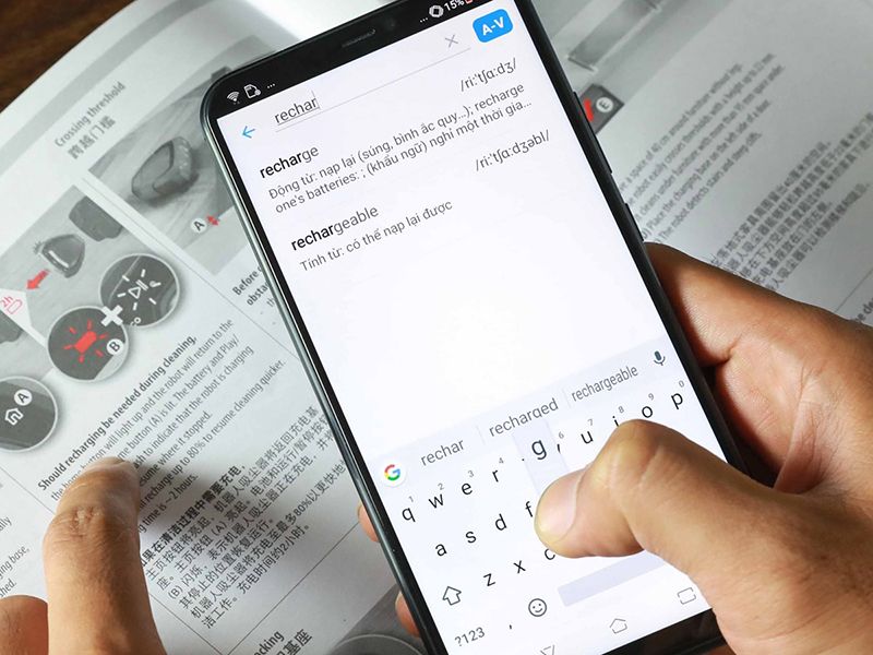 Nên sử dụng app từ điển nha khoa để tra cứu từ vựng chuyên ngành